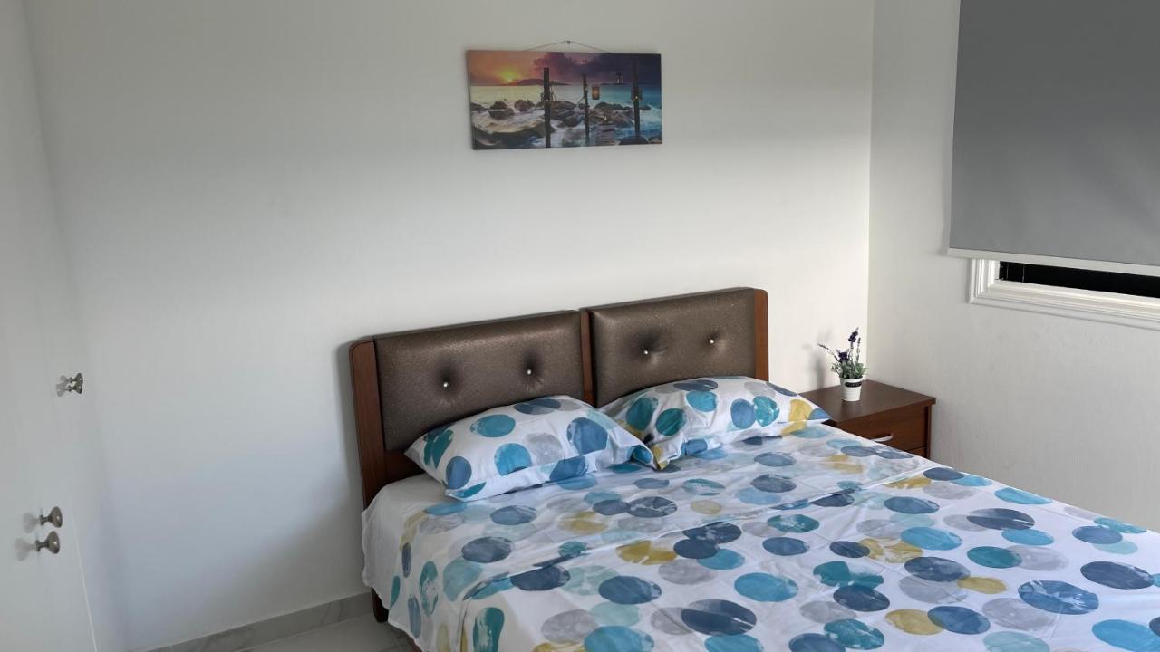 Beachfront Villa - Dasaki Lárnaka Eksteriør bilde